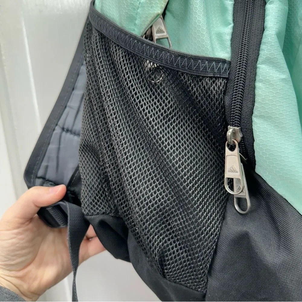 Adidas Excel V turquoise backpack all zippers function great waterbottle pockets